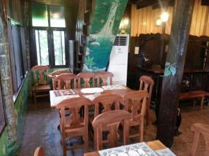 dining area at corner