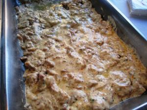 chicken with herbs in cream sauce