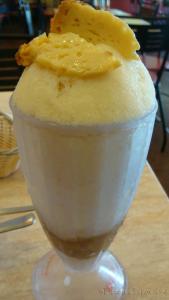 Halo-Halo