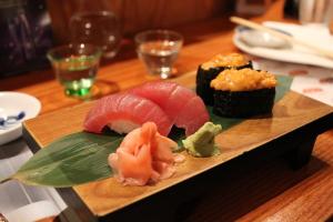 maguro and uni