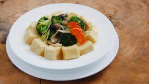 Soft Tofu Veggie Stir Fry
