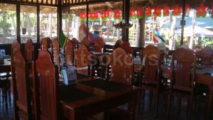 bakers-hill-chairs.JPG